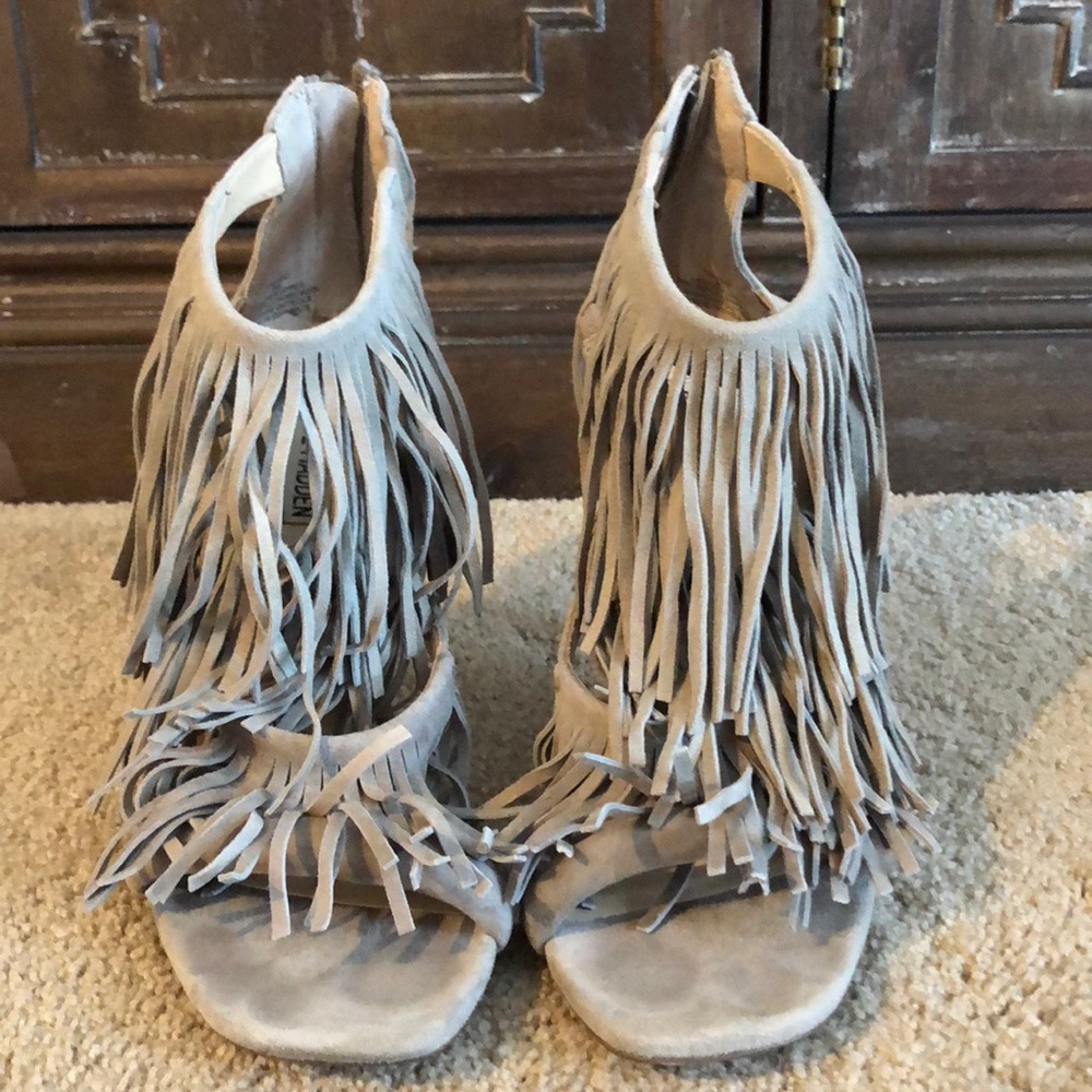 STEVE MADDEN FRINGLY